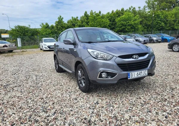 hyundai Hyundai ix35 cena 56700 przebieg: 139000, rok produkcji 2015 z Bardo